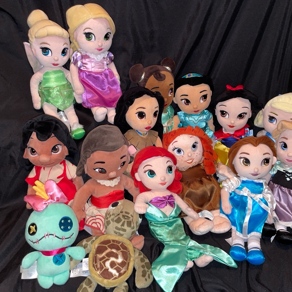 Disney Animators Collection Plush Dolls Bundle.